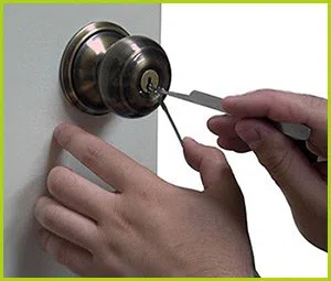 Expert Locksmith Services Miami, FL 305-894-5987 Expert Locksmith Services Miami, FL 305-894-5987 - 6-lock-locksmiths