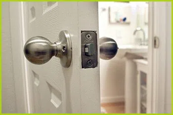 Expert Locksmith Services Miami, FL 305-894-5987 Expert Locksmith Services Miami, FL 305-894-5987 - 14-unlock-door