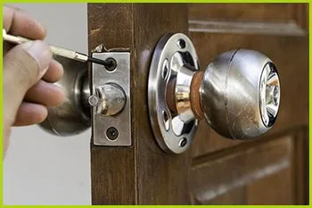 Expert Locksmith Services Miami, FL 305-894-5987 - 17-eviction-service