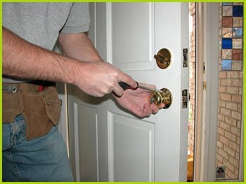 Expert Locksmith Services Miami, FL 305-894-5987 Expert Locksmith Services Miami, FL 305-894-5987
